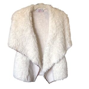 Charlee Vintage cream furry vest SZ M Rich girl cottage core Old money Pockets